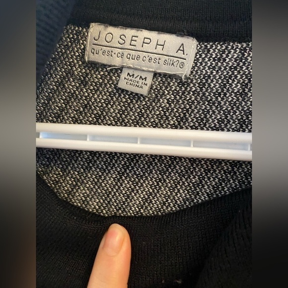 𝅺joseph A size medium - Picture 5 of 5